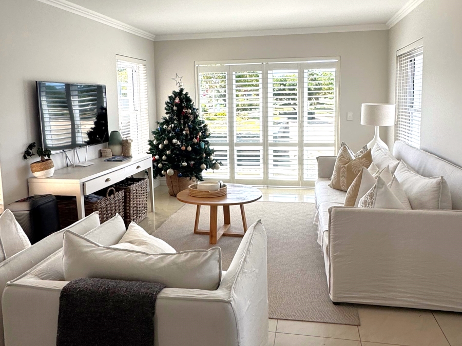 To Let 3 Bedroom Property for Rent in Thesen Islands Western Cape